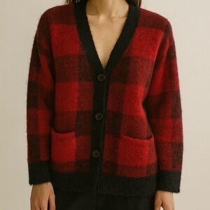 Preppy Plaid Holiday Women's Oversized Cardigan Sweater Black Red Size Large